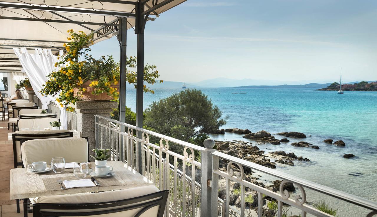 Gabbiano Azzurro Hotel & Suites Golfo Aranci Exterior photo